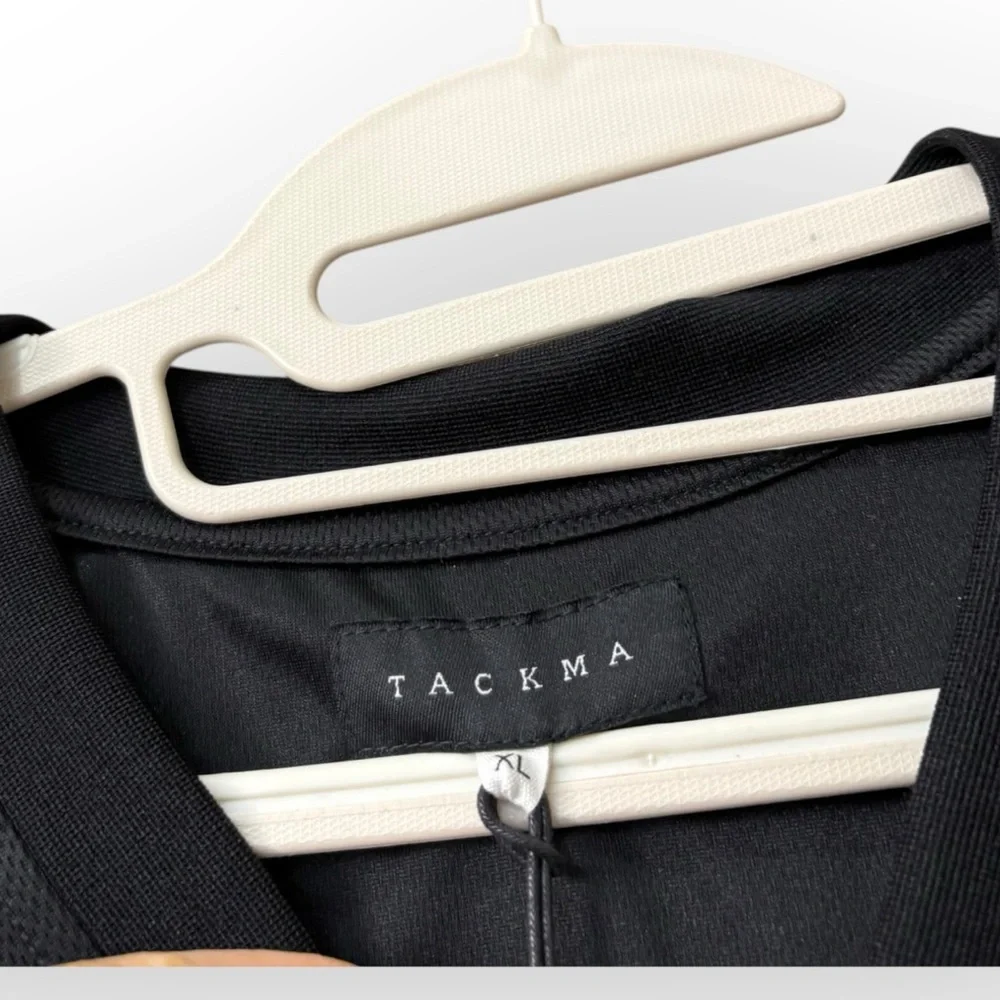 NEW Tackma Men’s Black Long Sleeve‎ Jersey Blue Logo Size XL